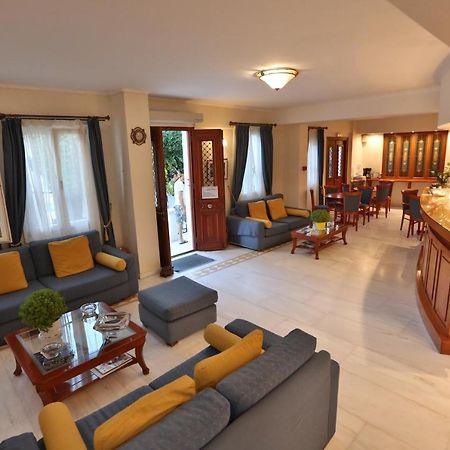 Aegli Hotell Ermoupoli Exteriör bild