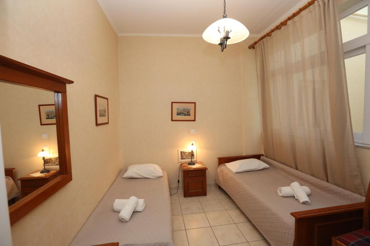 Aegli Hotell Ermoupoli Exteriör bild
